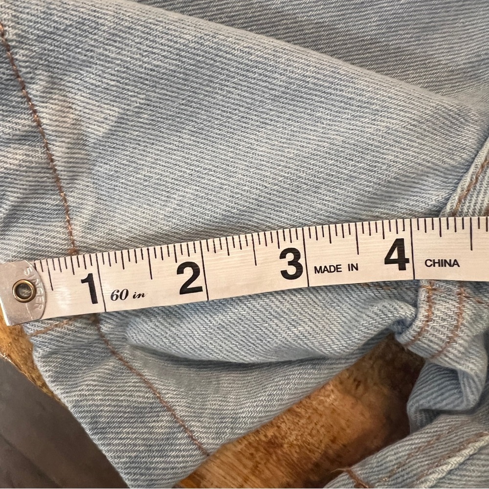 Carol Bassi High Rise Pleated Denim Shorts Elastic Waist Light Wash 36 - Picture 7 of 10